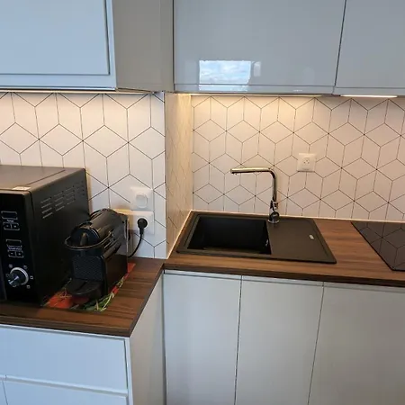 Vue - Acces Direct A La - 4 A 5 Personnes 아파트 *