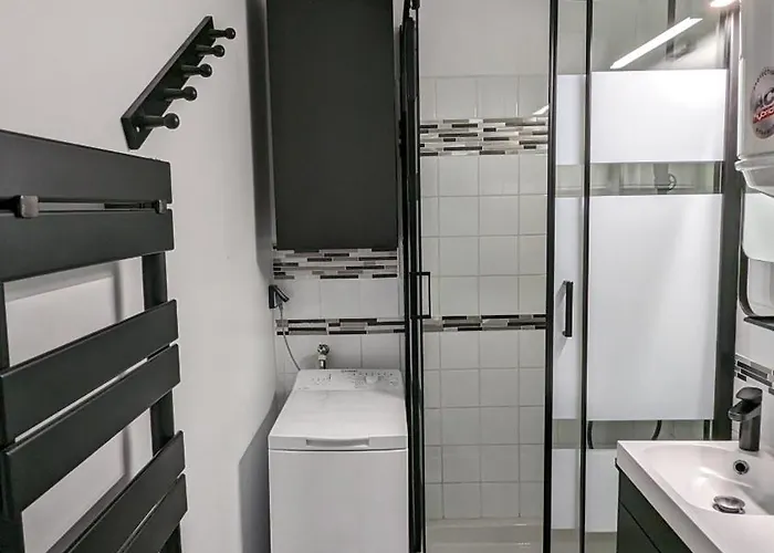 Vue - Acces Direct A La - 4 A 5 Personnes 아파트 생 힐레르 드 리에