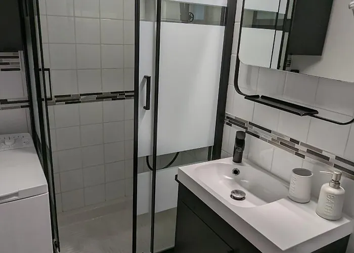 아파트 Vue - Acces Direct A La - 4 A 5 Personnes *